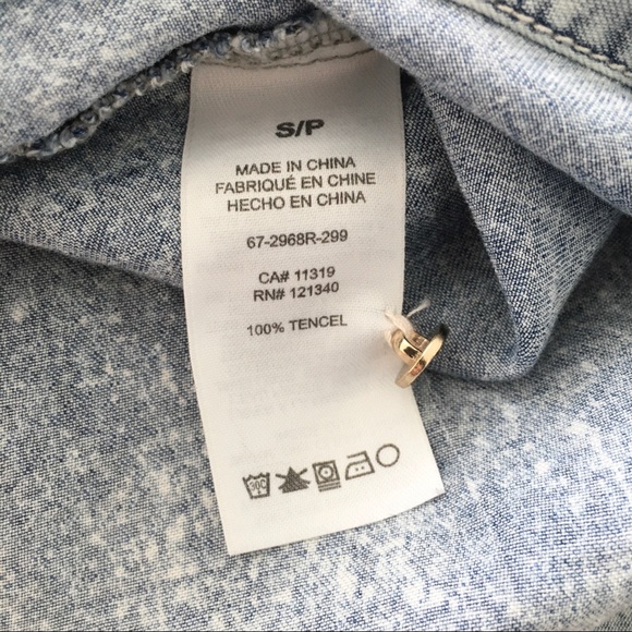 Sleeveless Denim Button-up Shirt with Metal Detail - Picture 6 of 6